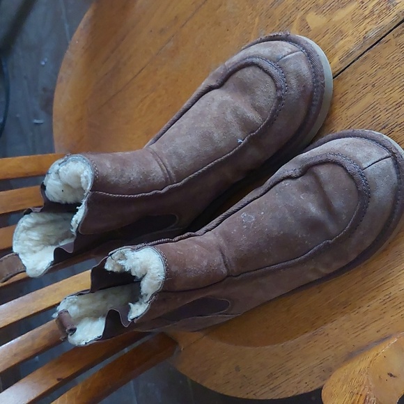 Vintage UGG Chelsea Boots *Final Price* - Picture 10 of 12